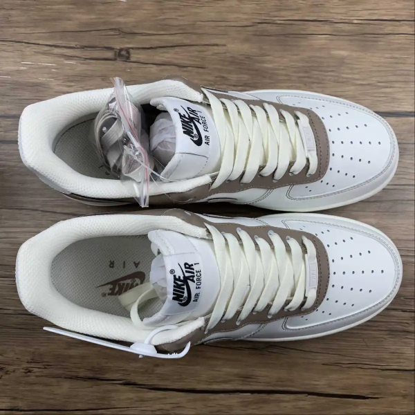 AF1 Beige
