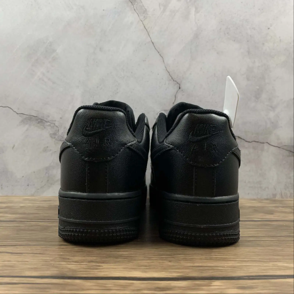 AF1 Black