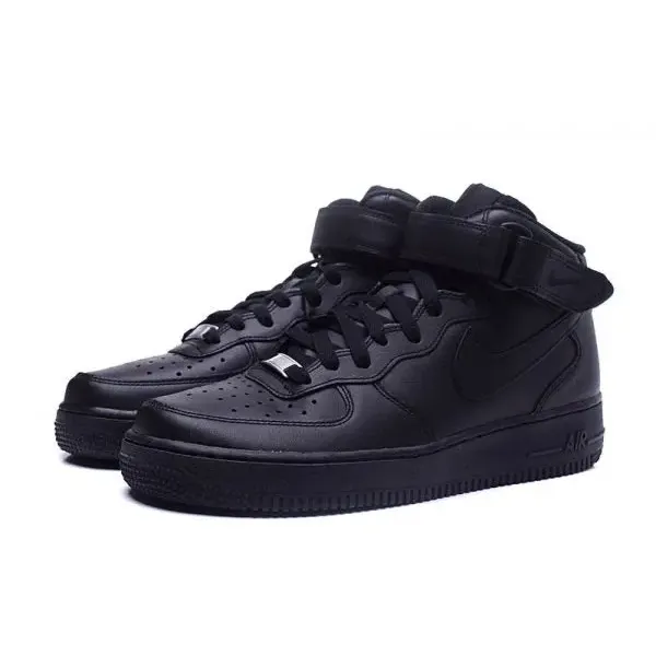 AF1 Mid Black Classic