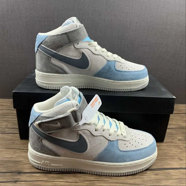AF1 Mid ‘07 Iceberg