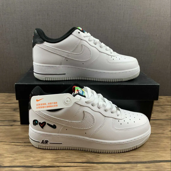 AF1 University Red 2