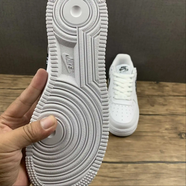AF1 White Exclusive