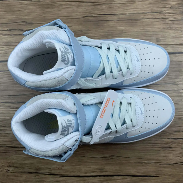 AF1’07 Mid LT Blue