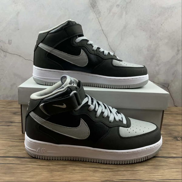 AF1’07 Mid White Shadow