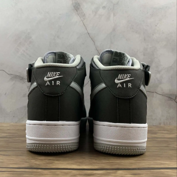 AF1’07 Mid White Shadow