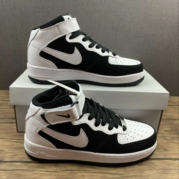 AF1’07 Mid White & Black