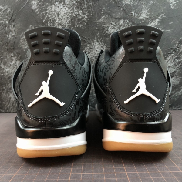 AJ 4 Retro Black