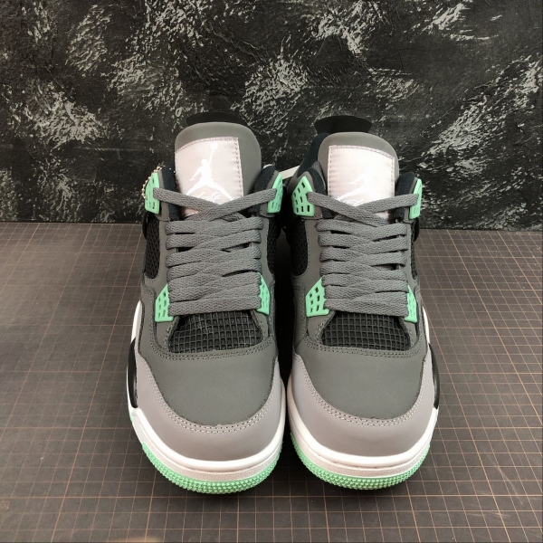 AJ 4 Retro Dark Grey