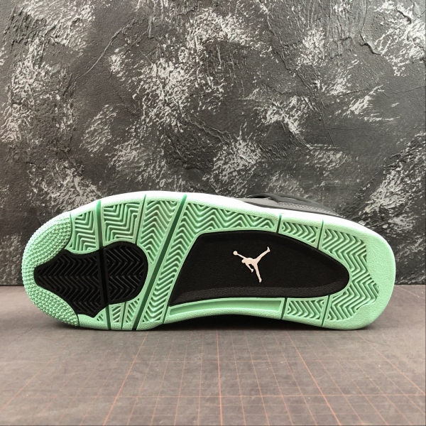 AJ 4 Retro Dark Grey