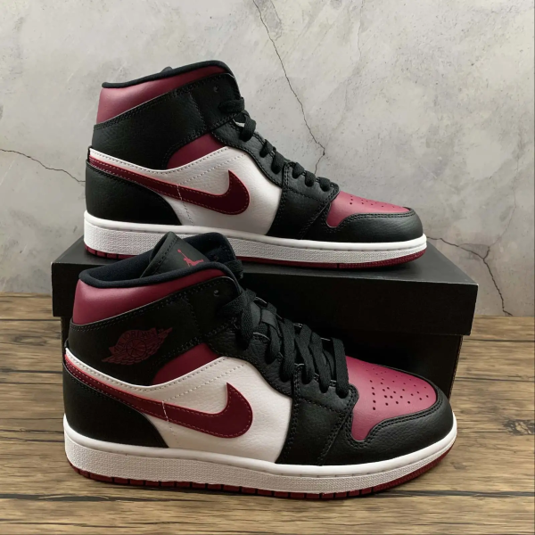 AJ1 Black Violet
