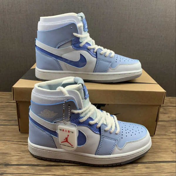 AJ1 Cloud Blue