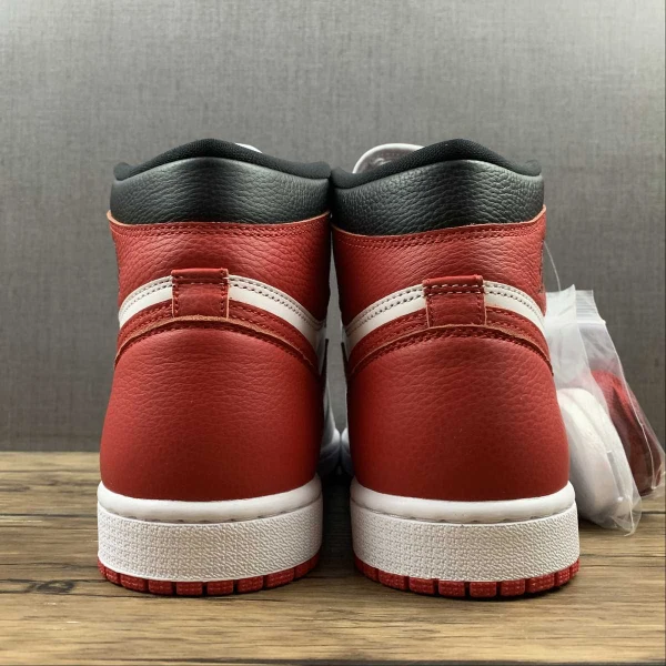 AJ1 White University