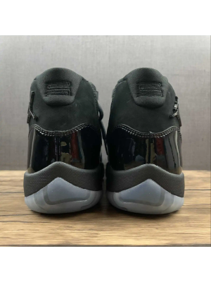 AJ11-Black-Noir-2.webp