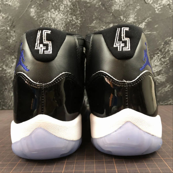 AJ11 Concord