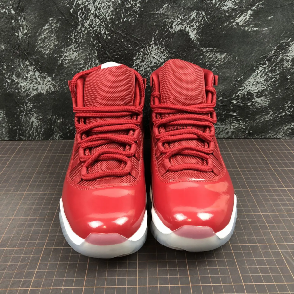 AJ11 Rouge