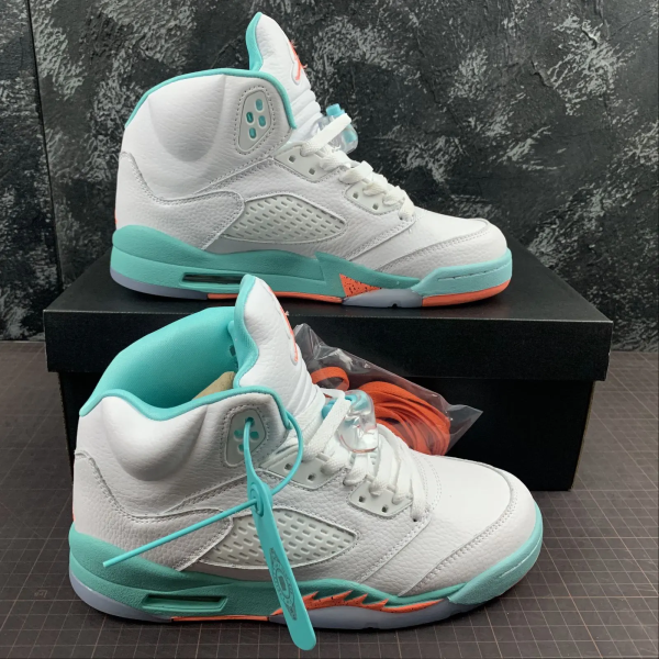 AJ5 Light Aqua