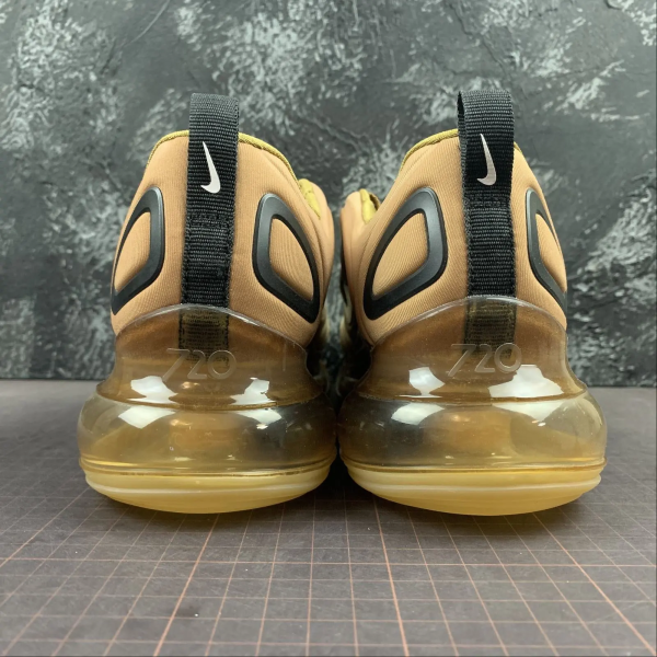 Air Max 720 Black_Gold