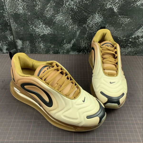 Air Max 720 Black_Gold