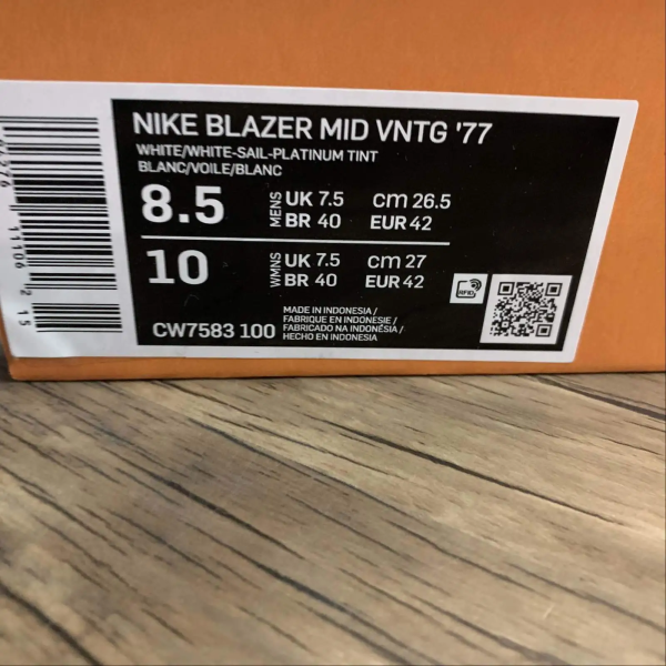 Blazer Classic White