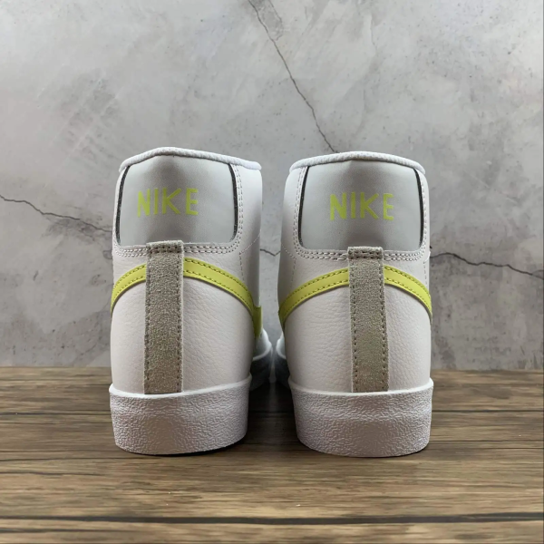 Blazer Classic Yellow