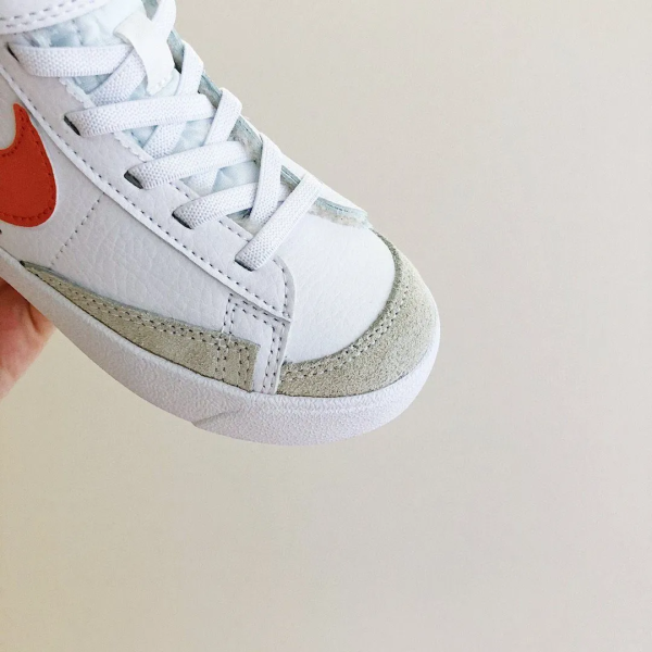 Blazer Kids Orange Logo