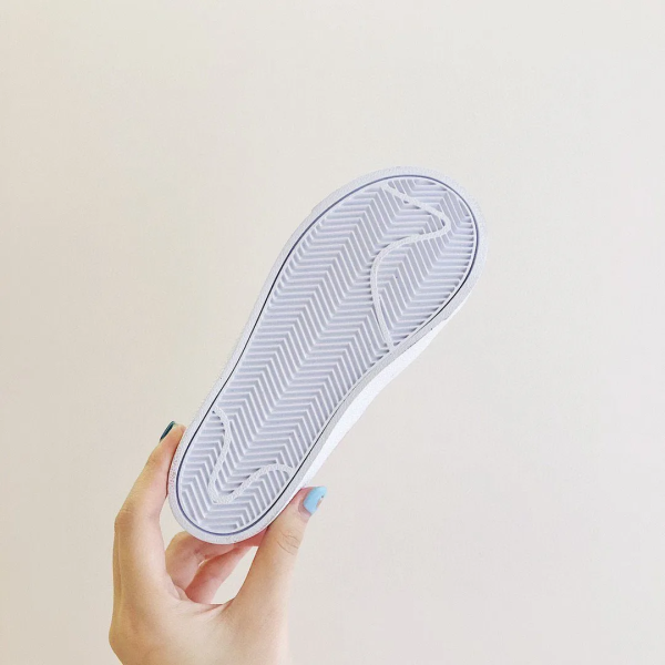 Blazer Kids Orange Logo