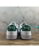 Blazer Low Green Logo
