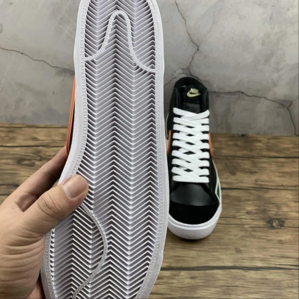 Blazer Super Logo Black