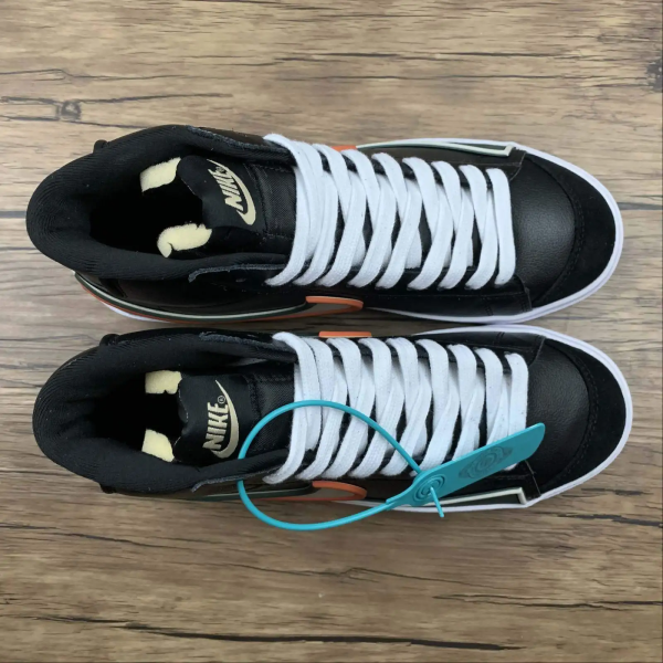 Blazer Super Logo Black