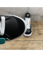 Blazer Super Logo Black