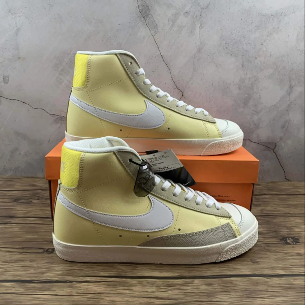 Blazer Yellow Classic