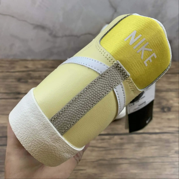 Blazer Yellow Classic