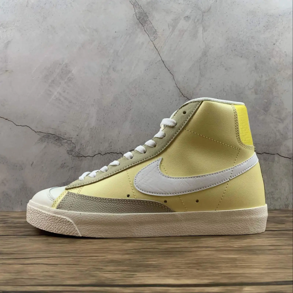 Blazer Yellow Classic
