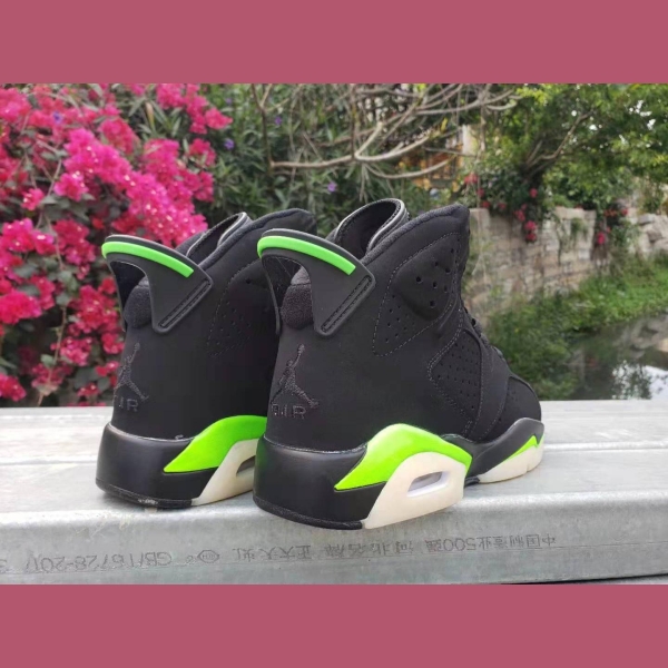 AJ6 generation of black and green