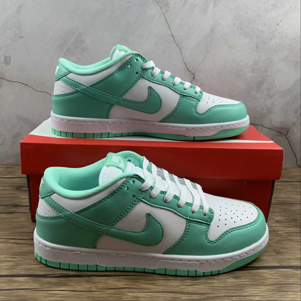 NK Dunk Green