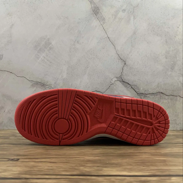 NK Dunk Hyper Blue & Samba Silver