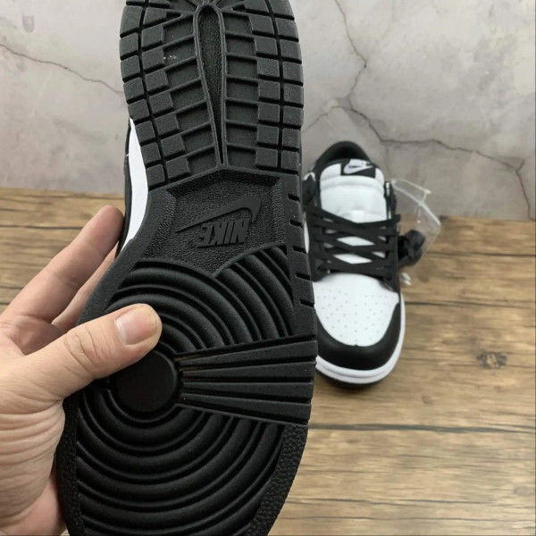 NK Dunk Low Pro Black