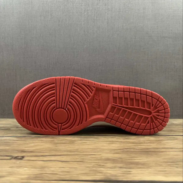 NK Dunk University Red