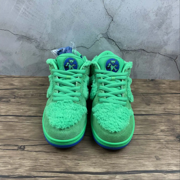 SB Dunk QS Green