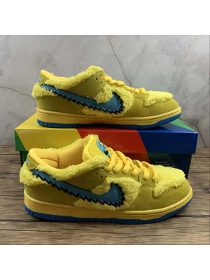 SB Dunk QS Yellow