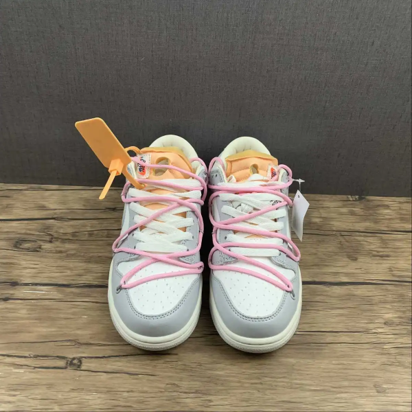 SB Dunk Sail and Neutral Grey 1