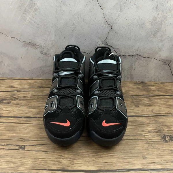 UPTEMPO Black