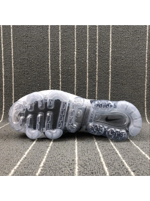 VAPORMAX-FLYKNIT-Black-White-Grey-2.webp