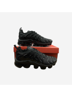 VAPORMAX PLUS Black