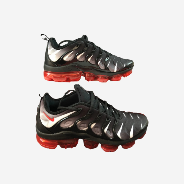 VAPORMAX PLUS Black Red