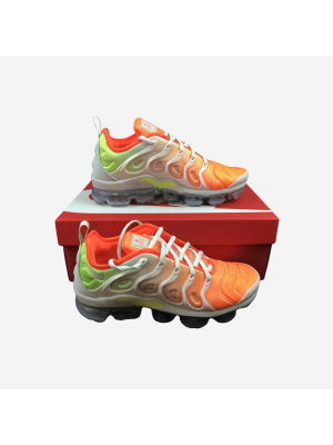 VAPORMAX PLUS Orange