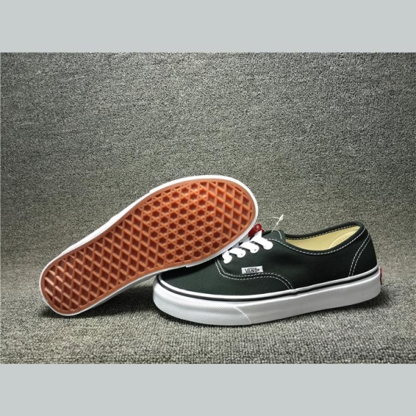 VNS LOW Classic Black
