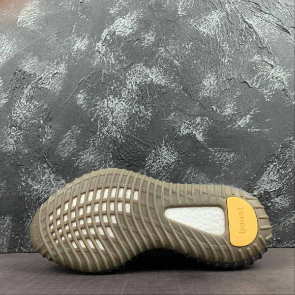 Y33zy 350 Black Angel