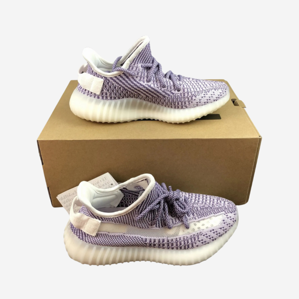 Y33zy 350 V2 Violet Edition