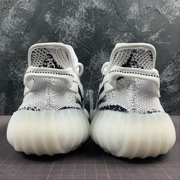 Y33zy 350 V2 Zebra
